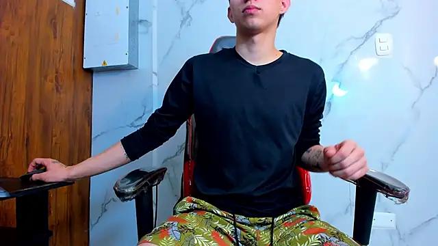 Snapshot of JeanRam18 chatting on 03.04.26 JeanRam18 online show from 03.04.26