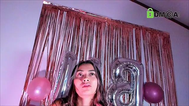 Snapshot of Lauren_A chatting on 12.13.24 Lauren A online show from 12.13.24