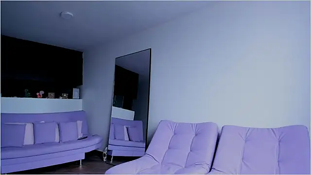 Snapshot of Lauren_A chatting on 09.18.25 Lauren A online show from 09.18.25