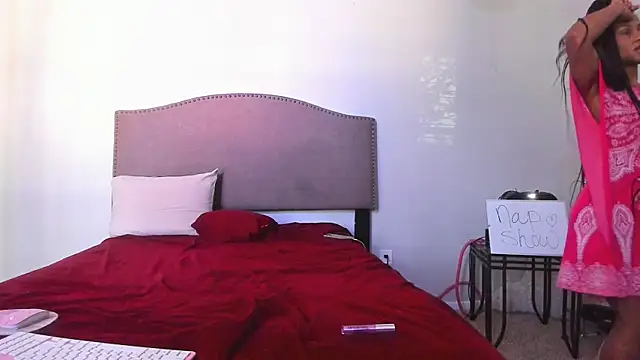 yiauana online show from 11.10.25