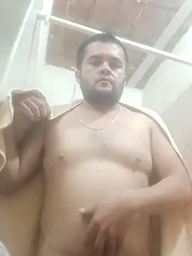 Snapshot of crowten chatting on 12.17.24 crowten online show from 12.17.24