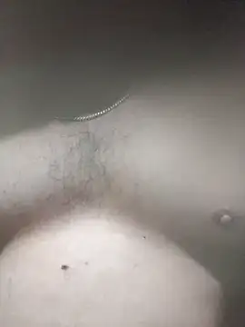 Snapshot of crowten chatting on 09.17.25 crowten online show from 09.17.25