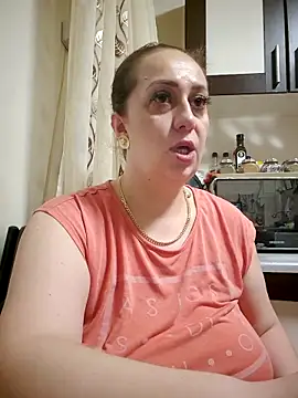 AvaLloyd online show from 02.19.25