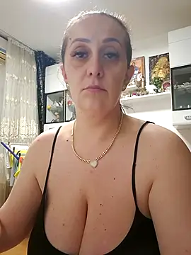 AvaLloyd online show from 03.16.25