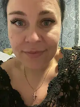 Snapshot of CuteNata chatting on 12.14.24 CuteNata online show from 12.14.24