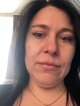 Snapshot of CuteNata chatting on 02.20.25 CuteNata online show from 02.20.25