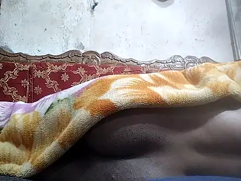 Snapshot of BadBoySmoker7070 chatting on 02.22.25 BadBoySmoker7070 online show from 02.22.25