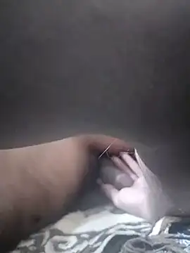 Snapshot of BadBoySmoker7070 chatting on 03.09.25 BadBoySmoker7070 online show from 03.09.25