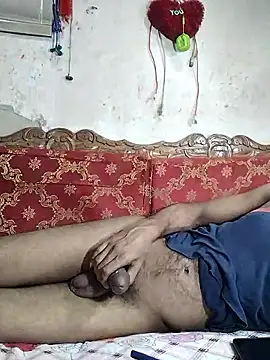 Snapshot of BadBoySmoker7070 chatting on 09.10.25 BadBoySmoker7070 online show from 09.10.25