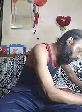 Snapshot of BadBoySmoker7070 chatting on 09.28.25 BadBoySmoker7070 online show from 09.28.25