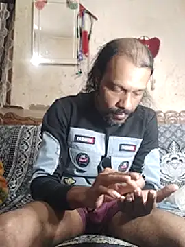 Snapshot of BadBoySmoker7070 chatting on 11.30.25 BadBoySmoker7070 online show from 11.30.25