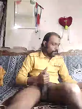 Snapshot of BadBoySmoker7070 chatting on 12.04.25 BadBoySmoker7070 online show from 12.04.25