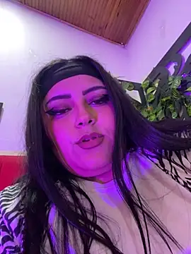 Snapshot of moon_sunflower chatting on 10.29.25 moon sunflower online show from 10.29.25