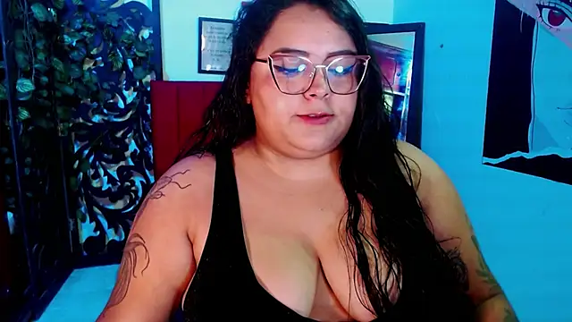 Snapshot of moon_sunflower chatting on 11.19.25 moon sunflower online show from 11.19.25