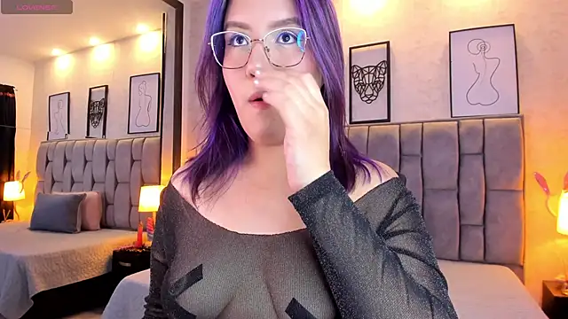 sweet--emily online show from 01.18.25