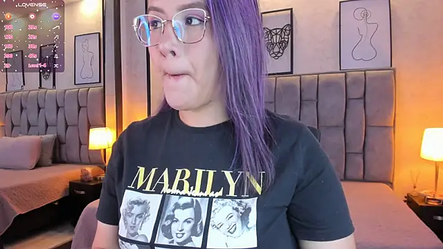 sweet--emily online show from 01.21.25