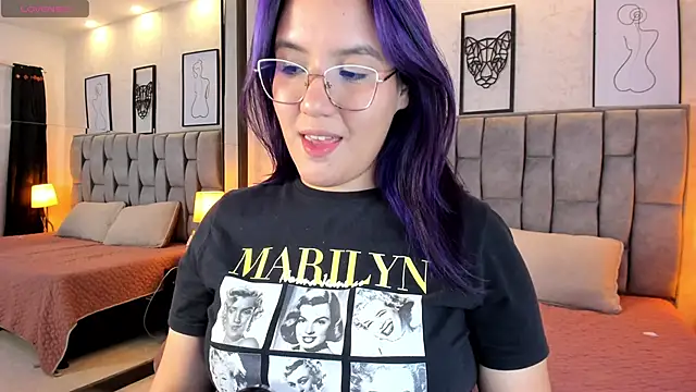 sweet--emily online show from 02.09.25