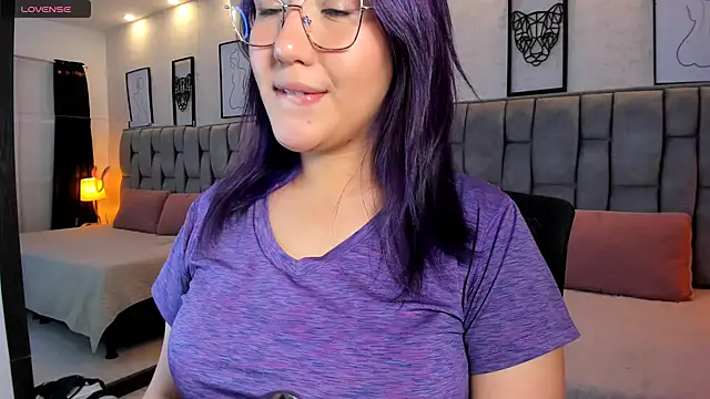 sweet--emily online show from 02.13.25