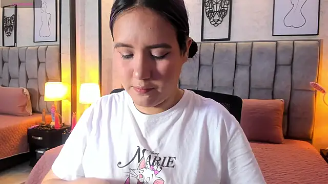 sweet--emily online show from 03.23.25