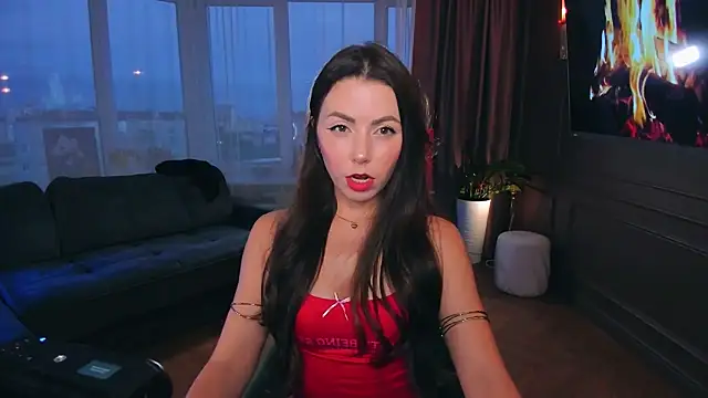 Love Lines online show from 06.26.26