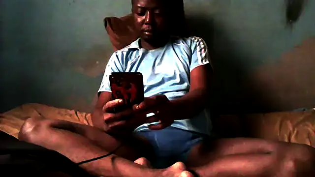 Snapshot of little__joy chatting on 01.17.26 little joy online show from 01.17.26