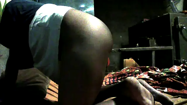 Snapshot of little__joy chatting on 02.15.26 little joy online show from 02.15.26