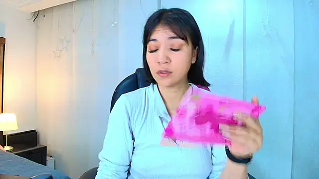 Snapshot of lina_bedoya_ chatting on 03.03.26 lina bedoya online show from 03.03.26