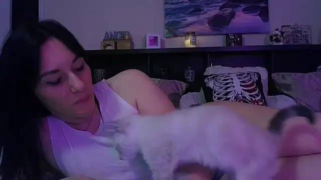 CrystalLakeXO online show from 12.15.25