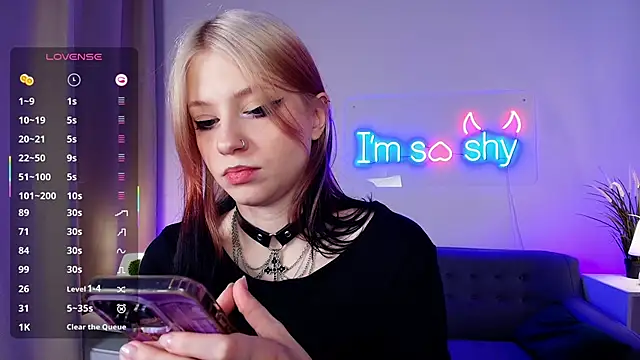 arielabradberry online show from 10.16.25