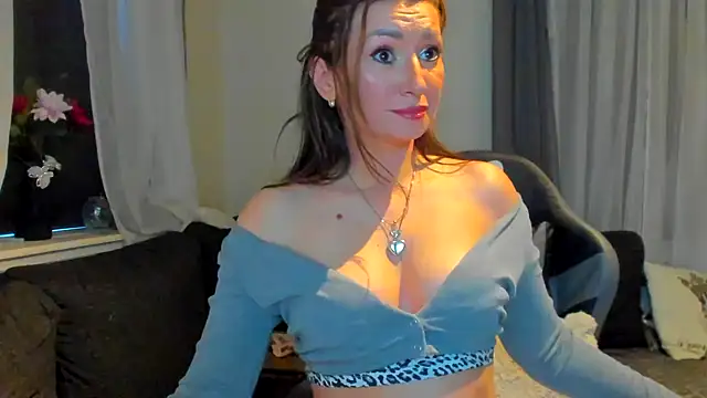 Snapshot of SweetAriana26 chatting on 01.14.26 SweetAriana26 online show from 01.14.26