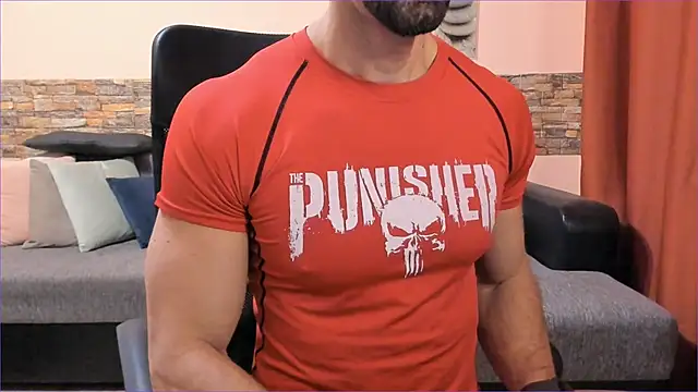 HotHunkTrainer online show from 11.07.25