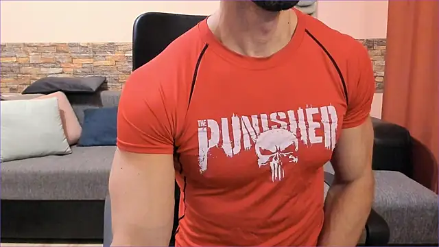 HotHunkTrainer online show from 11.13.25