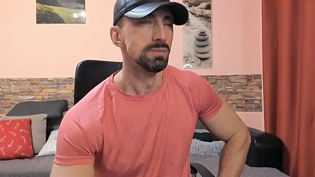 HotHunkTrainer online show from 05.18.26