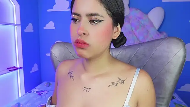 miss romyna online show from 12.16.25