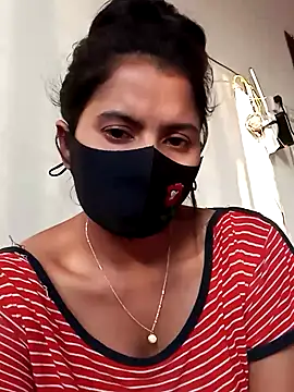 Snapshot of Cute_Nipa chatting on 12.28.24 Cute Nipa online show from 12.28.24