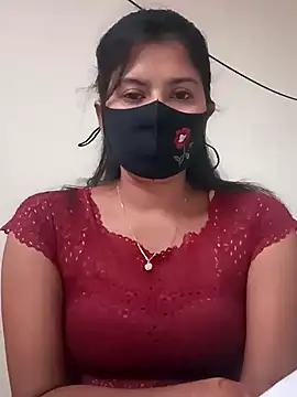 Snapshot of Cute_Nipa chatting on 01.14.25 Cute Nipa online show from 01.14.25