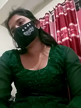 Snapshot of Cute_Nipa chatting on 02.11.25 Cute Nipa online show from 02.11.25