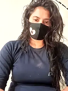 Snapshot of Cute_Nipa chatting on 02.17.25 Cute Nipa online show from 02.17.25