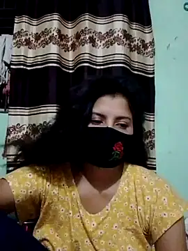 Snapshot of Cute_Nipa chatting on 09.30.25 Cute Nipa online show from 09.30.25