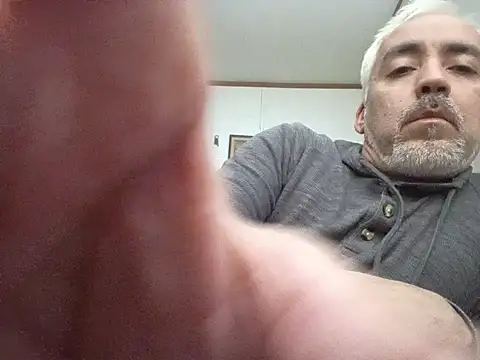 Snapshot of Xoc8_ chatting on 03.19.26 Xoc8 online show from 03.19.26