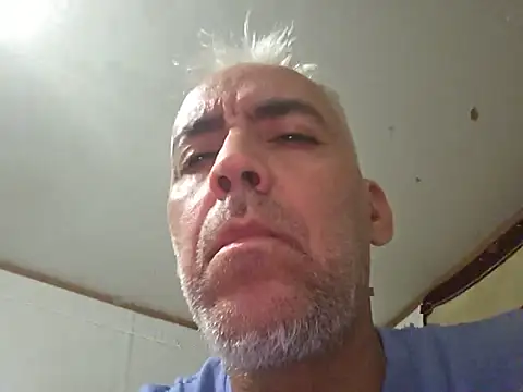 Snapshot of Xoc8_ chatting on 06.16.26 Xoc8 online show from 06.16.26