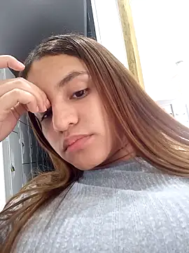 AnthonelaDuque online show from 02.11.25