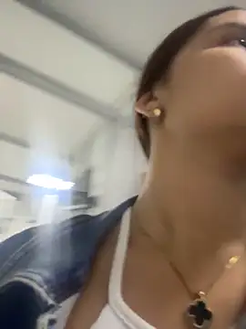 Snapshot of AnthonelaDuque chatting on 02.01.26 AnthonelaDuque online show from 02.01.26