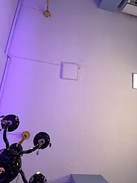 Snapshot of AnthonelaDuque chatting on 02.18.26 AnthonelaDuque online show from 02.18.26