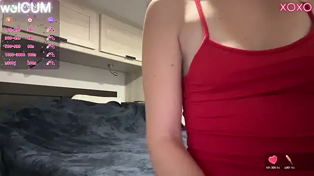 Snapshot of foreverkinky chatting on 01.01.25 foreverkinky online show from 01.01.25