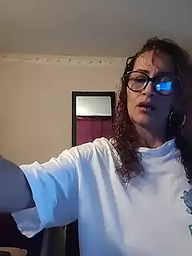 Snapshot of SelenaHouston chatting on 03.03.26 SelenaHouston online show from 03.03.26