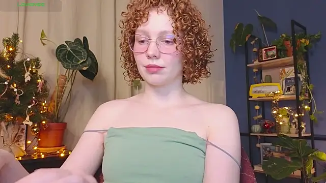 Snapshot of _lightmyfire chatting on 12.22.24 lightmyfire online show from 12.22.24