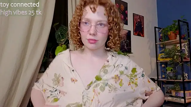 Snapshot of _lightmyfire chatting on 02.01.25 lightmyfire online show from 02.01.25