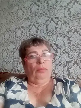 Snapshot of Lee_Nell chatting on 12.11.24 Lee Nell online show from 12.11.24