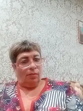 Snapshot of Lee_Nell chatting on 12.18.24 Lee Nell online show from 12.18.24